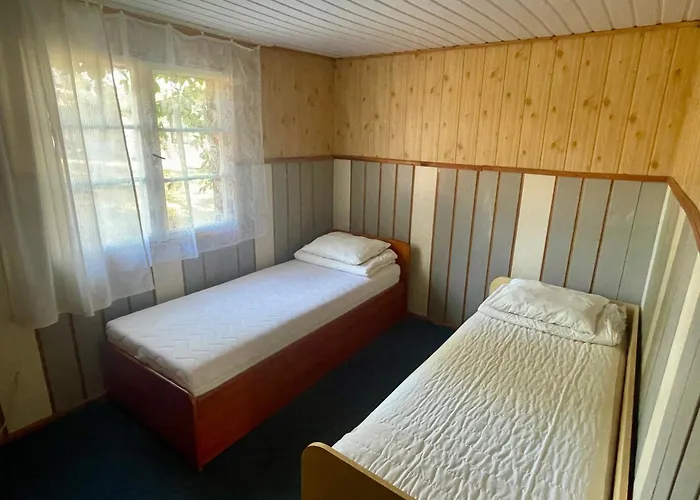 Letniskowe Blisko Plazy- Park База отдыха Янтар